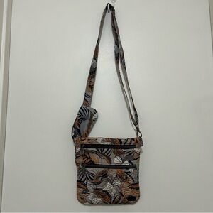 Lug Skipper Crossbody Bag Lily Grey Floral Quilted Shoulder Bag RFID Travel